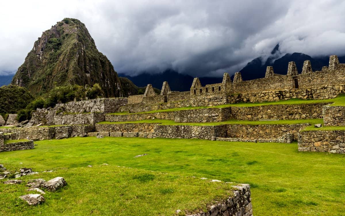 Sacred-Valley-Machu-Picchu Sacred-Valley-Machu-Picchu